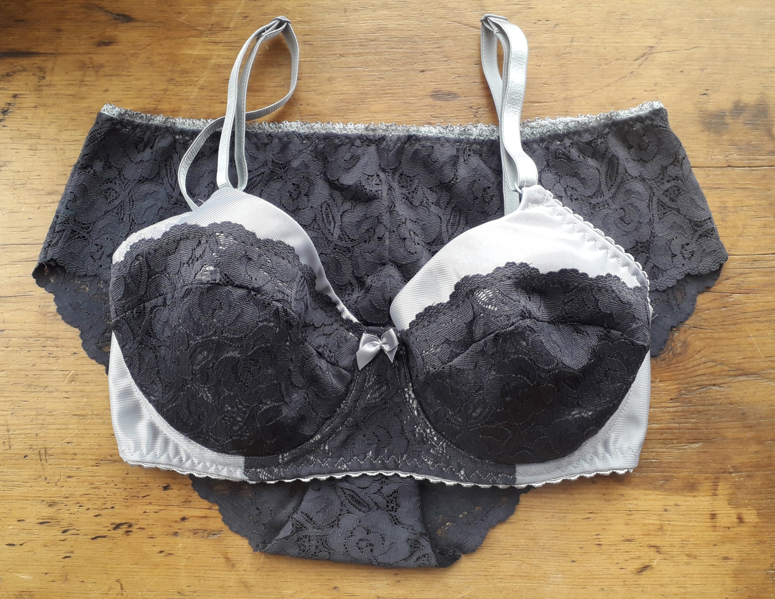 Morning Blossom Embroidered Tulle Lace Bra Kit Black Beauty Bra 